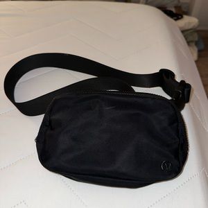 Lululemon everyday belt bag